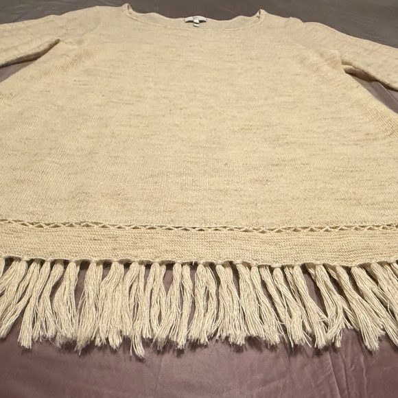 Joie Annalie Cream Fringed Sweater Women’s Size Medium Boatneck Linen Wool Blend - Picture 10 of 10